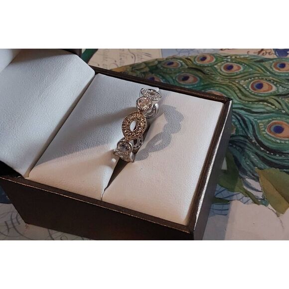 Gorgeous New DIAMONIQUE 1.55 Ct. "Forever in a Day" Bridal/Wedding Band Ring #8 - Picture 4 of 7